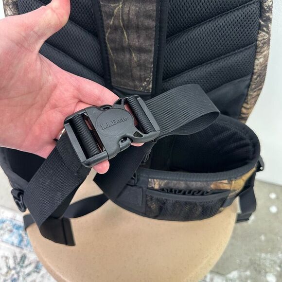 L.L Bean Mossy Oak Break Up Turkey Soft Shell Camo Hunting Backpack - Picture 8 of 10